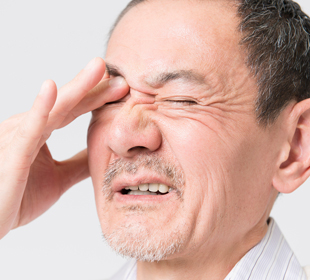 이물감 및 충혈